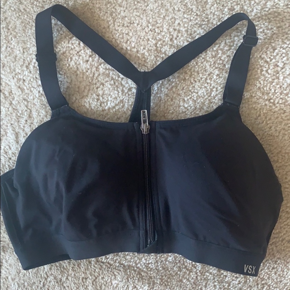 Victoria’s Secret Black Sports Bra